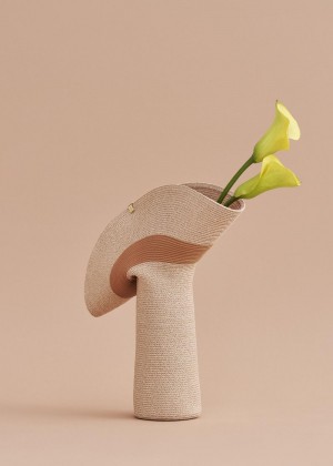 Mobje Polene Large Lapel Vase Tan | CZ G9762S